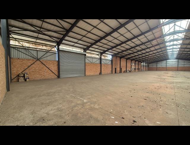 3,200M² WAREHOUSE TO LET IN WITHOK ESTATE